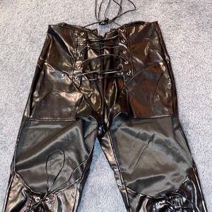 Fun open front tie pants